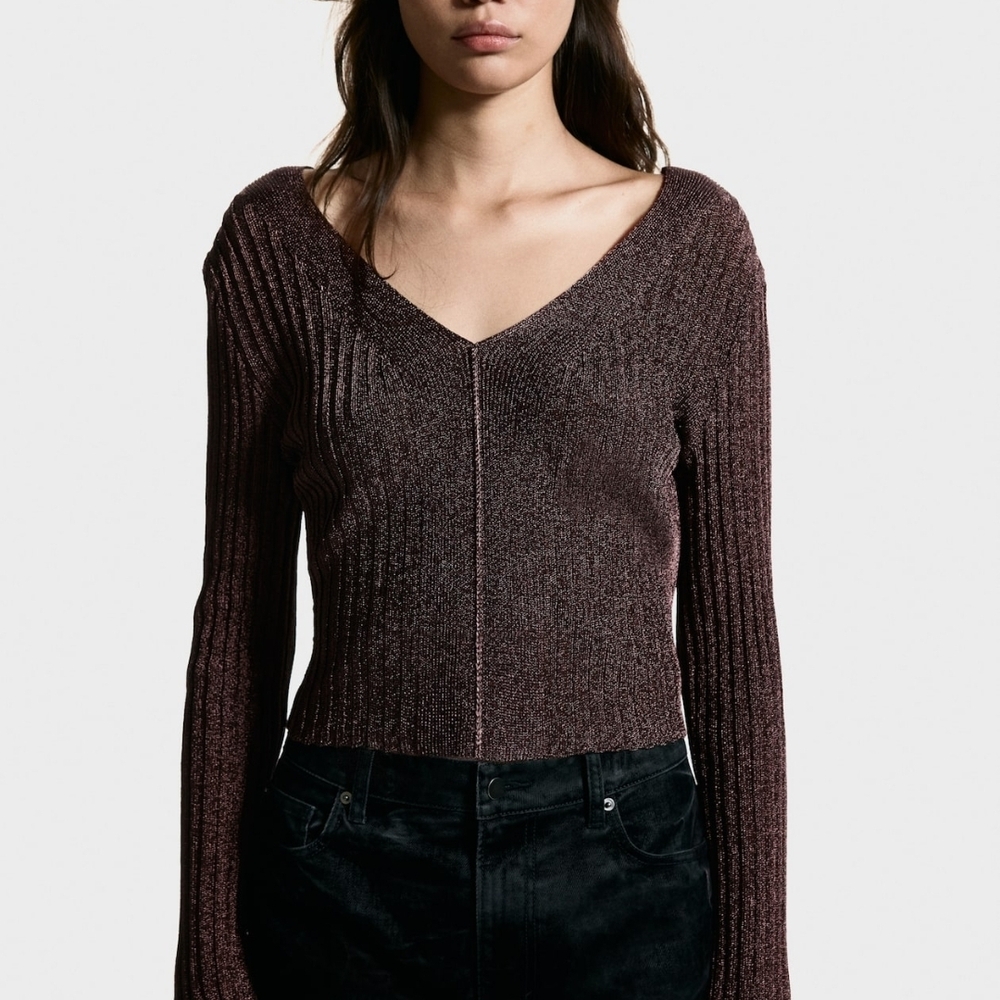 Women's V-Neck Ribbed Sweater - Brown